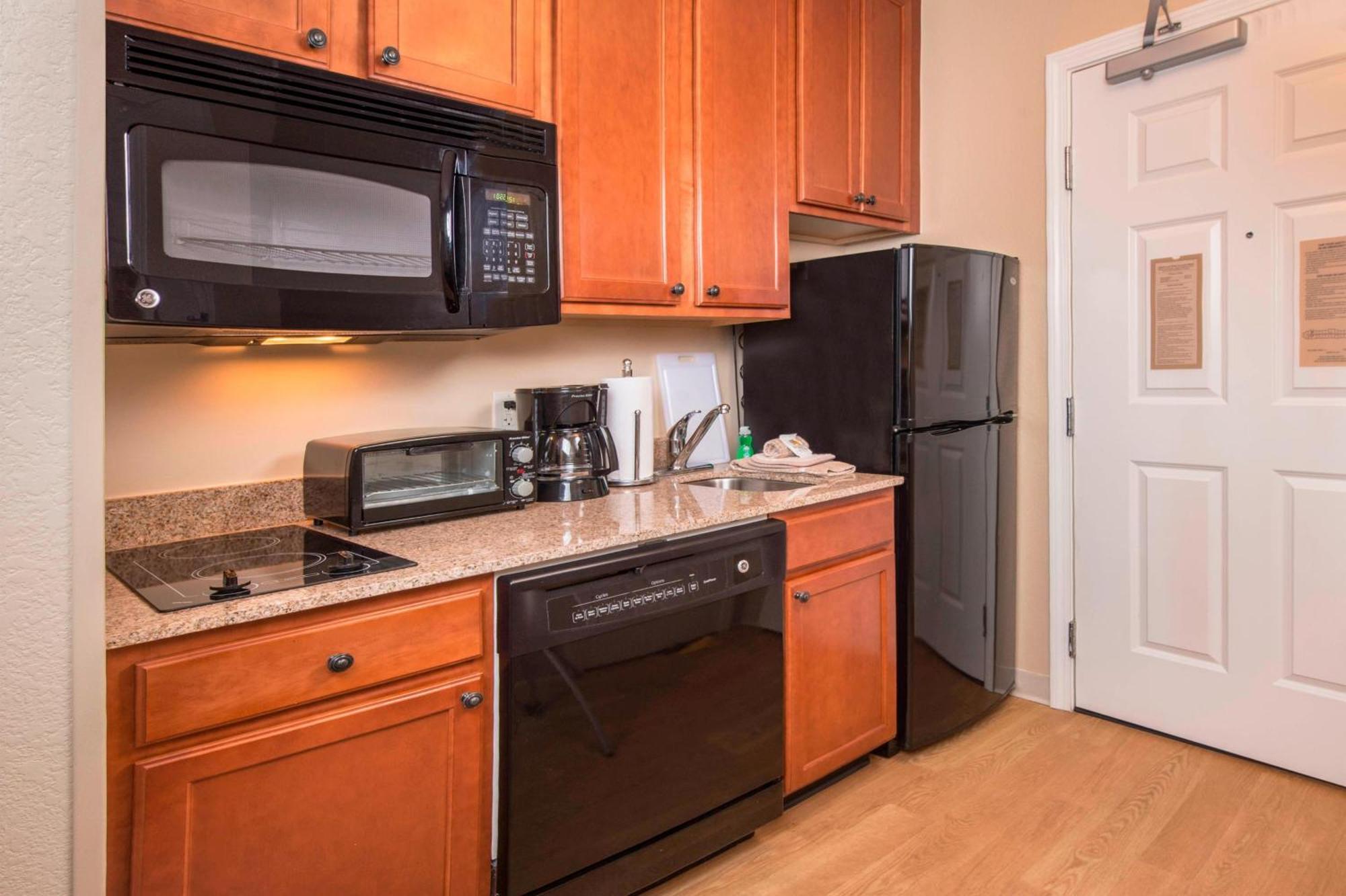 Towneplace Suites By Marriott Clinton At Joint Base Andrews Exterior foto
